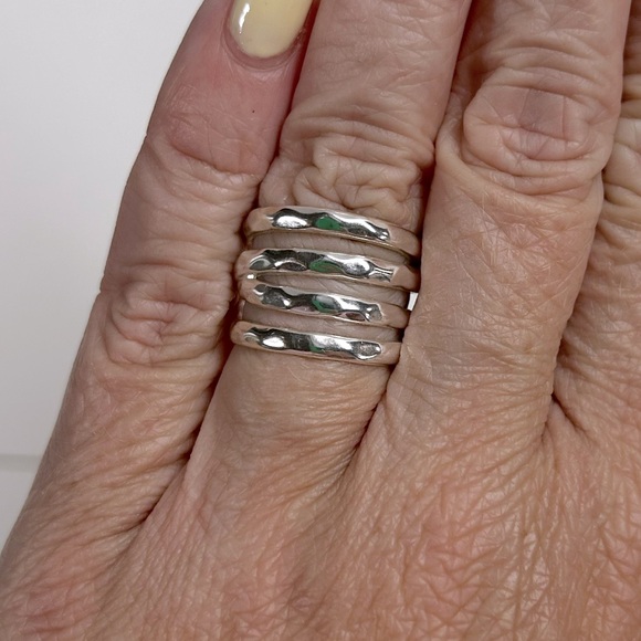 Stella & Dot silver ring - Picture 1 of 3